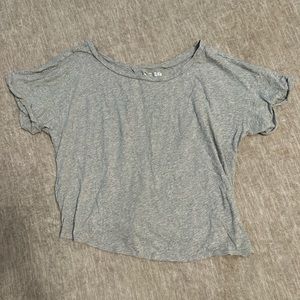 Open back athletic top 🩶